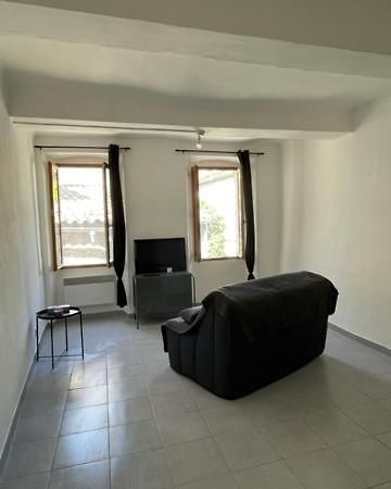 לורג Joli Appartement Au Coeur Du Village מראה חיצוני תמונה